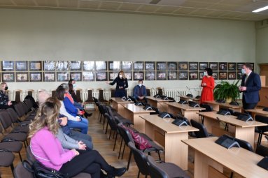 Erasmus + projekto dalyviai lankėsi Joniškio rajono savivaldybėje