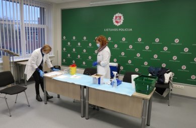 Sėkmingai tęsiamas skiepijimo procesas sustiprinančiąja trečiąja doze