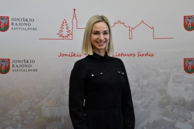 Darbą pradeda Socialinės paramos ir sveikatos skyriaus vyriausioji specialistė