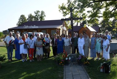 Saločiuose prisimintas Baltijos kelias
