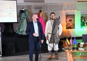 assoc_image