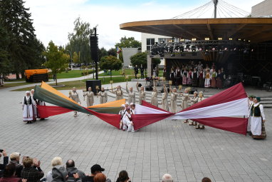 Joniškyje surengtas tarptautinis Baltų vienybės dienos minėjimas 