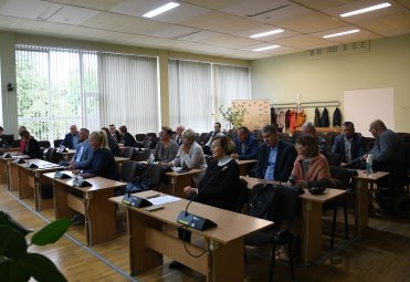 Tarybos posėdyje – patvirtintos atliekų tvarkymo taisyklės