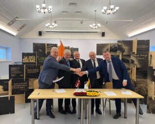 Pasirašyta projekto „Pažinkime kaimynus Žiemgaloje“ sutartis