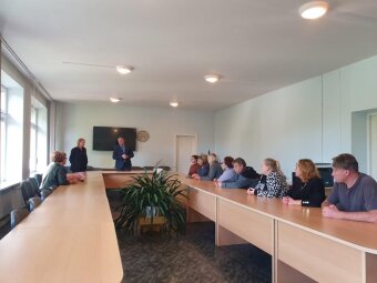 Su profesine švente pasveikinti rajono socialiniai darbuotojai
