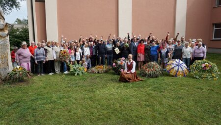 Susitikimas su Jurdaičių socialinės globos namų bendruomene