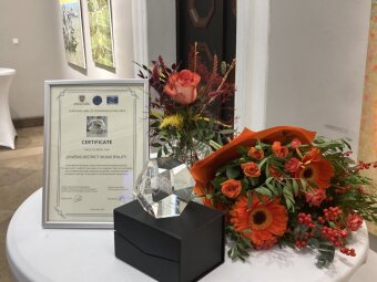 Joniškio rajono savivaldybė apdovanota Europos Tarybos ženklu už nepriekaištingą valdymą