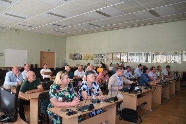 Vyko Joniškio rajono savivaldybės tarybos posėdis