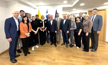 Atėnuose aptarti regioninės politikos, kibernetinio saugumo ir tvarios plėtros klausimai