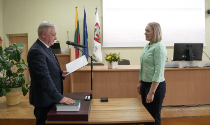 Prisiekė naujai išrinktas Joniškio rajono savivaldybės meras Gediminas Čepulis