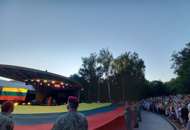 Paminėta Valstybės (Lietuvos karaliaus Mindaugo karūnavimo) ir Tautiškos giesmės diena