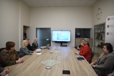 Su Nacionalinio visuomenės sveikatos centro atstovais aptartos skiepijimo apimtys