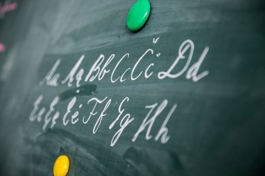 Įsigaliojo reikalavimas užsieniečiams gyventojus aptarnauti lietuvių kalba