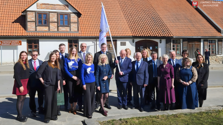 Pasirašyta 2026 metų kelionių projekto „Pažinkime kaimynus Žiemgaloje“ sutartis