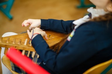 Nuo rugsėjo atnaujinama socialinės-pilietinės veiklos tvarka mokyklose
